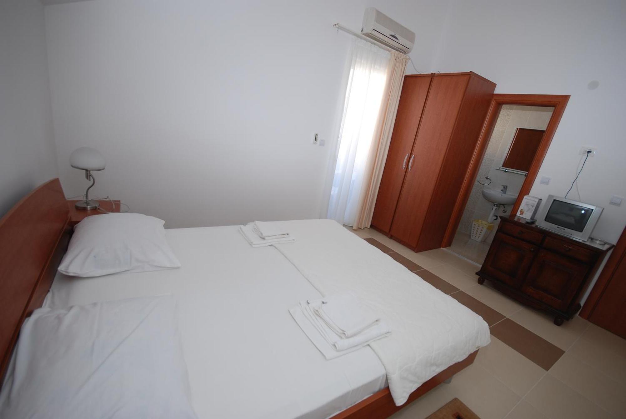 Hotel Pansion Anita Budva Zimmer foto